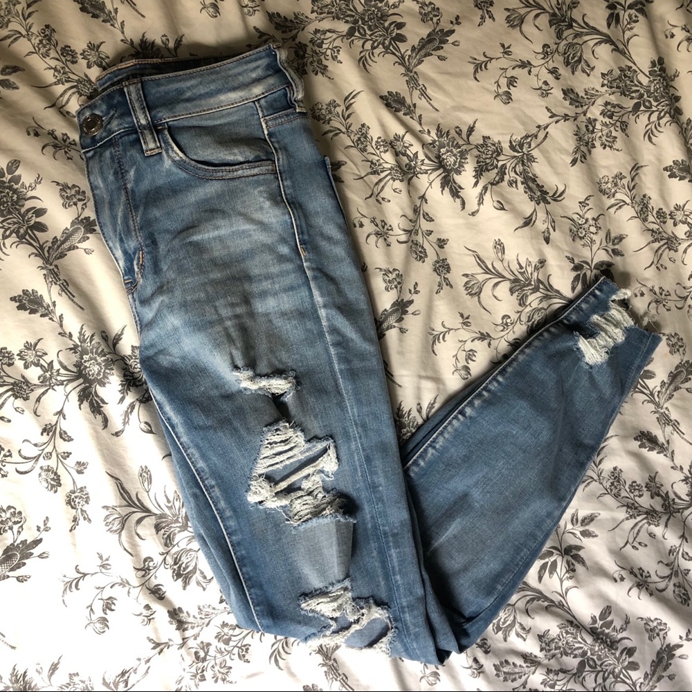 American Eagle Distressed Denim Skinny Jeans